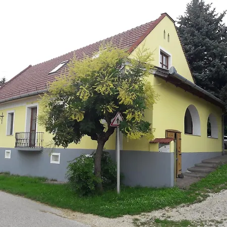 Zanati Apartmannhaz Lägenhet Nagykapornak