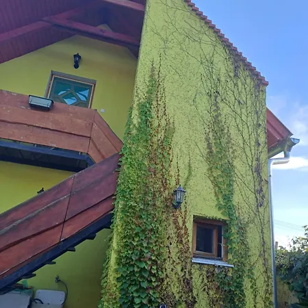 Zanati Apartmannház * Nagykapornak