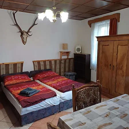 شقة Zanati Apartmannhaz