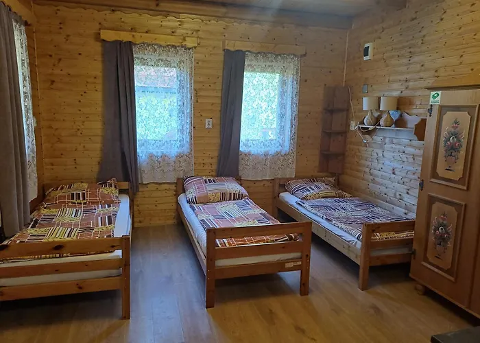 Zanati Apartmannhaz דירה *